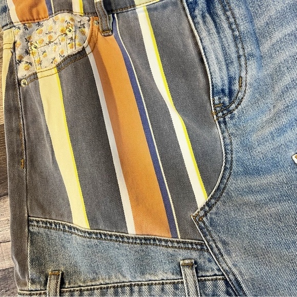 NWT Urban Outfitters UO BDG Asymmetrical Denim Raw Hem Patchwork Mini Skirt - Picture 6 of 6